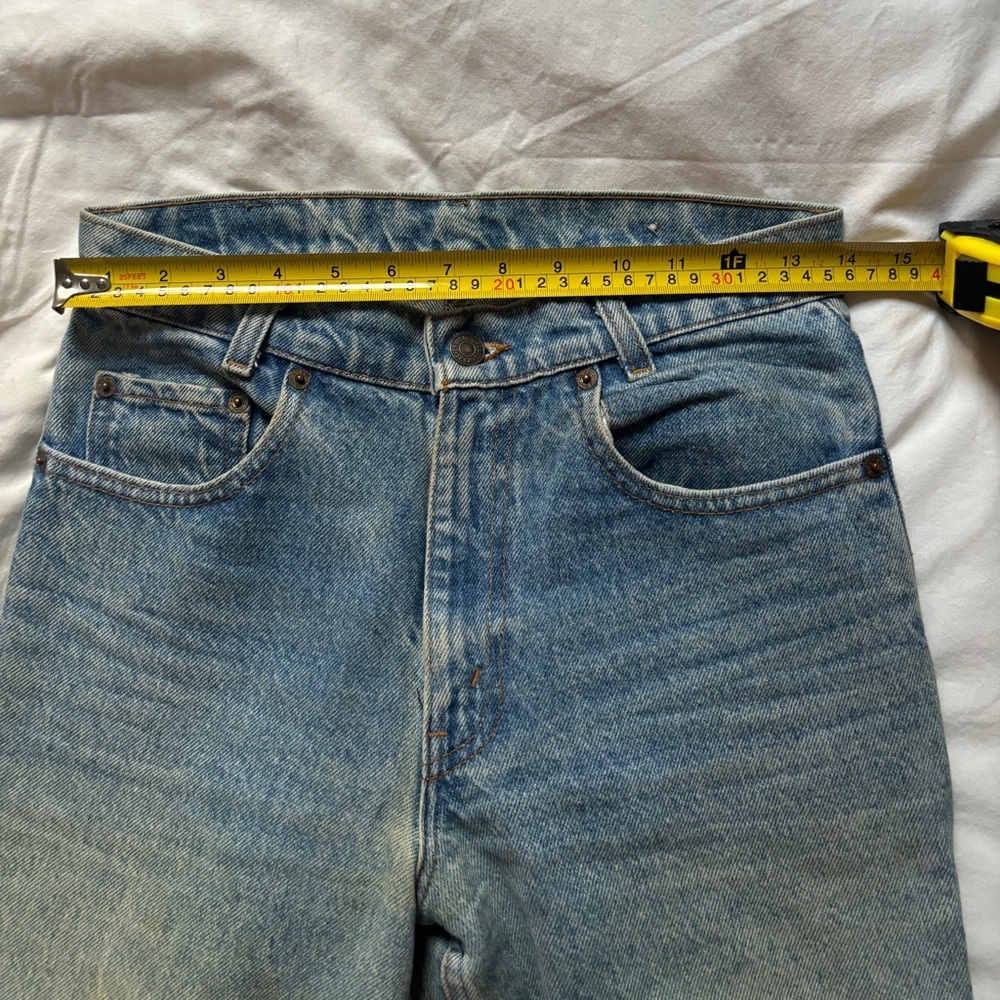 Levi's Light Blue Classic Women's Jeans - Picture 5 of 11